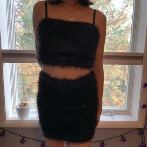 2 piece can be sold separately